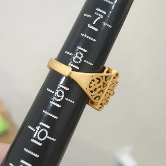 2 For $25 10 Custom Rings Bundle - Picture 17 of 17